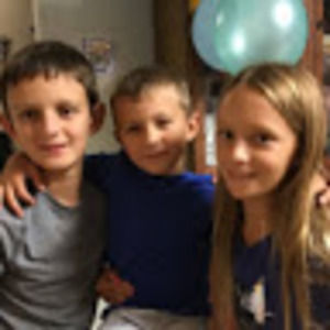 Meet your Posher, Elizabeth